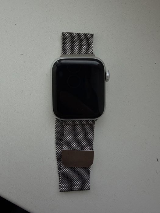 Apple watch SE 2024 года