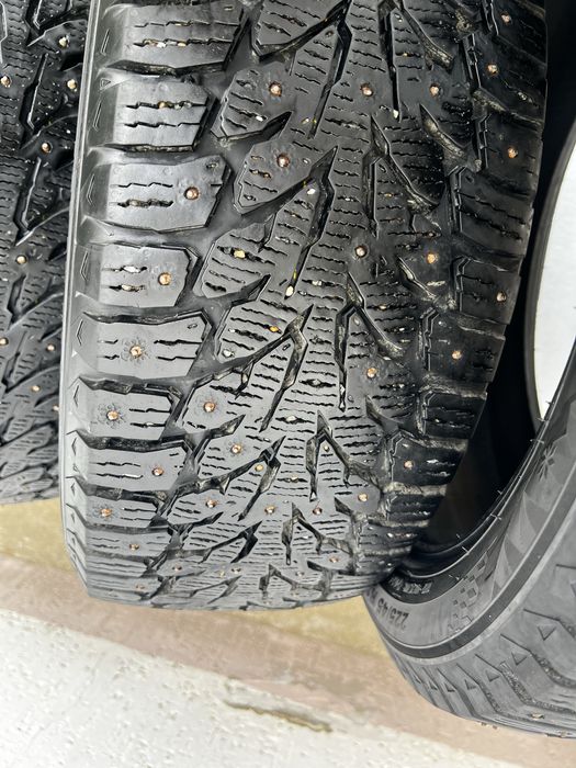 Kumho шипы 225.45 R17