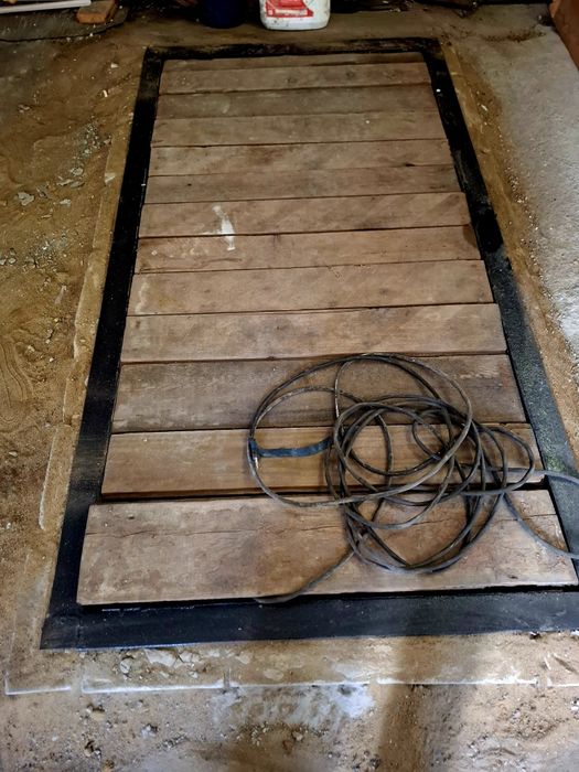 Продам гараж "Восток"