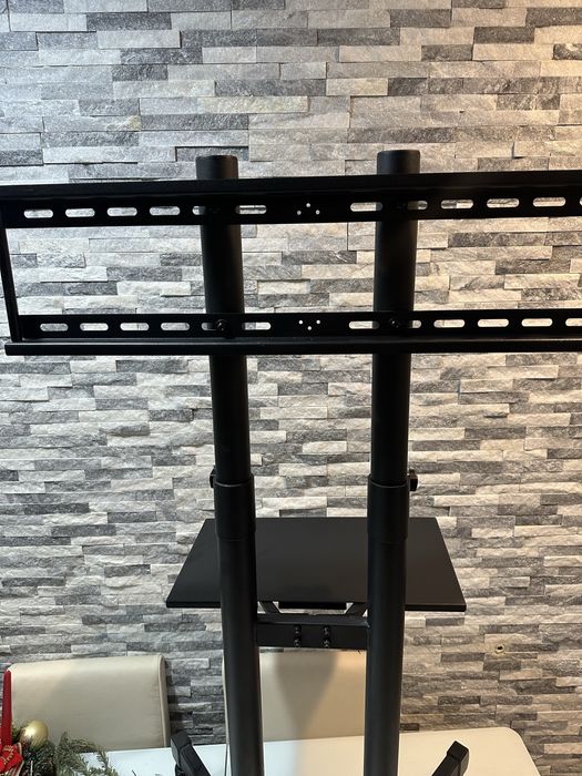 Suport televizor podea