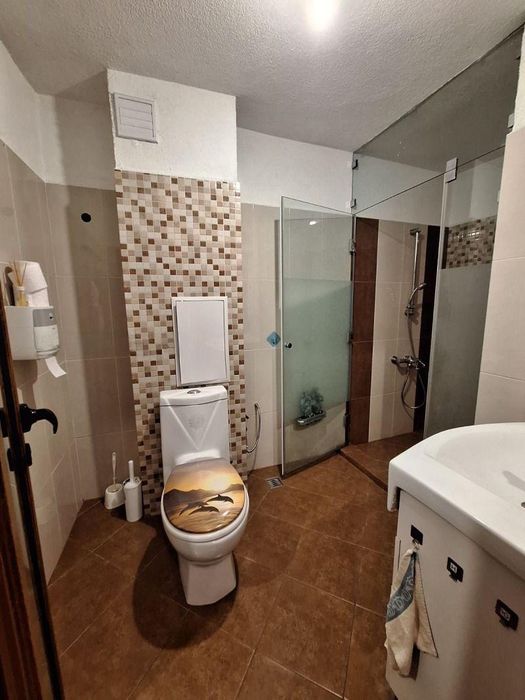 Дава се под наем Тристаен апартамент в София, Лагера - 134 кв.м за 796.62 € - Снимка #9