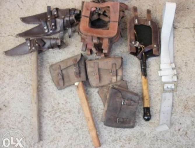 Лампа панталон войнишки Дзамба куфър тиган лопата кирка чук калъф кож