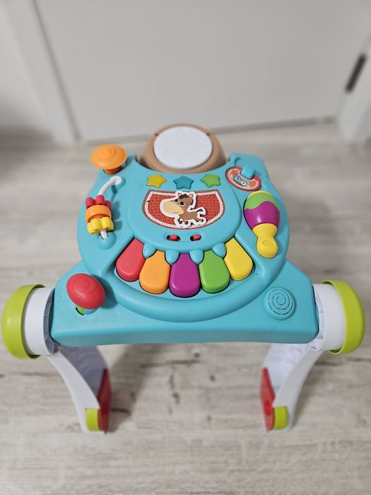 Antemergator si Masa de activitati B-Kids, Calut