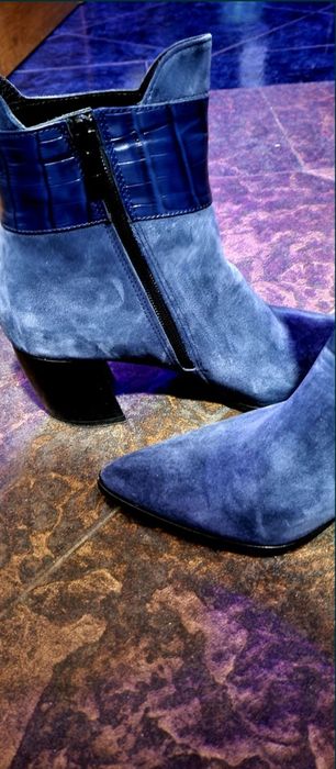 Сини боти марка Ingiliz.