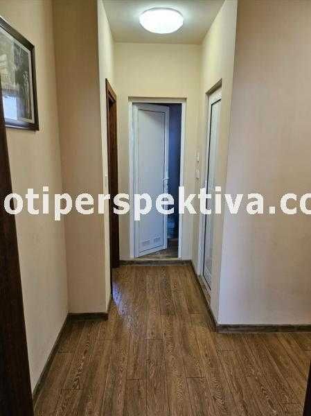 Продава се Тристаен апартамент в Пловдив, Остромила - 126 кв.м за 1508 €/кв.м - Снимка #10