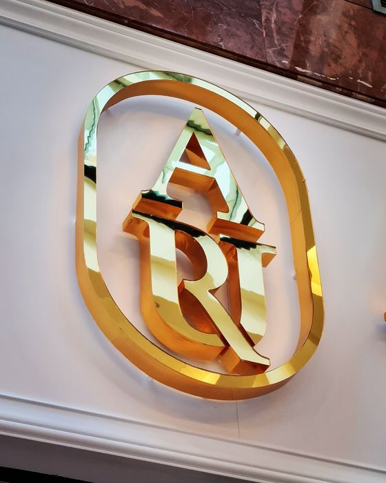 Объёмные буквы, наружная реклама, Вывески