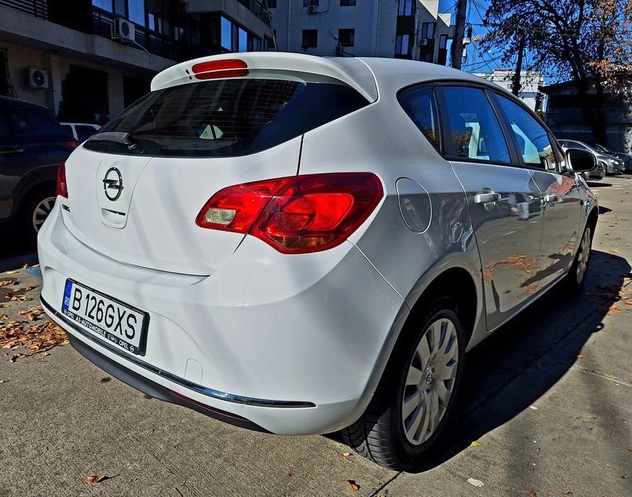 Opel Astra J 1.6 benz. 115 CP 2015 Euro 5 Germania Proprietar