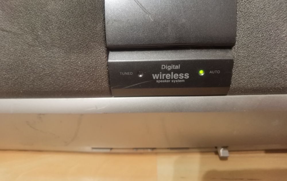 Pioneer digital wireless speaker system XW-DV515