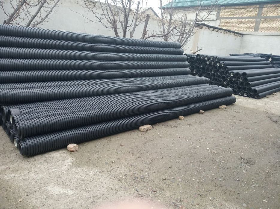 Гофра труба. Гофрированная труба. Труба пвх. Дренажная труба. Gofra.