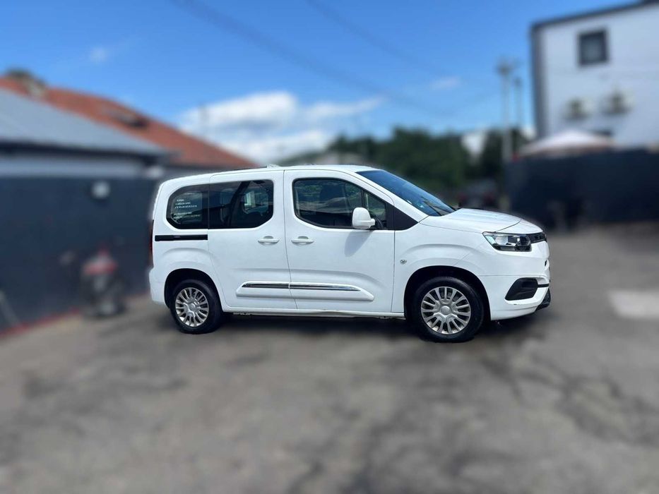 Toyota Proace City Verso 1.5 D-4D  2021 TVA deductibil