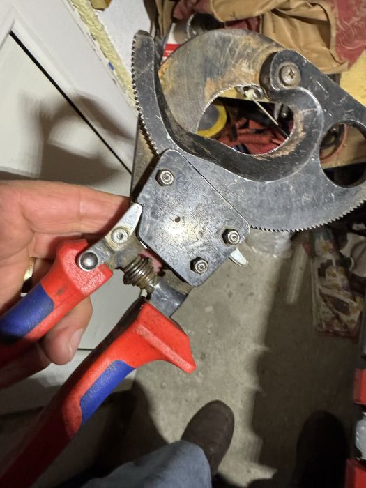 Taietor cablu mare Knipex