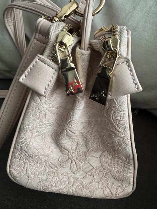 Дамска чанта  пепел от рози