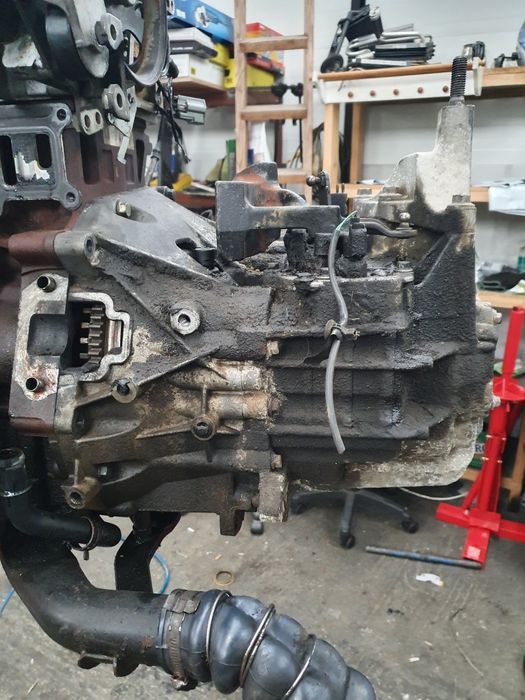 cutie viteze ford mondeo mk3 an2005 motor 2.0tdci cod 5S7R7002CA