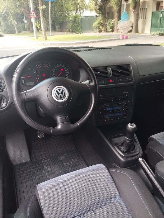 VOLKSWAGEN Golf 2002 — imagine 5