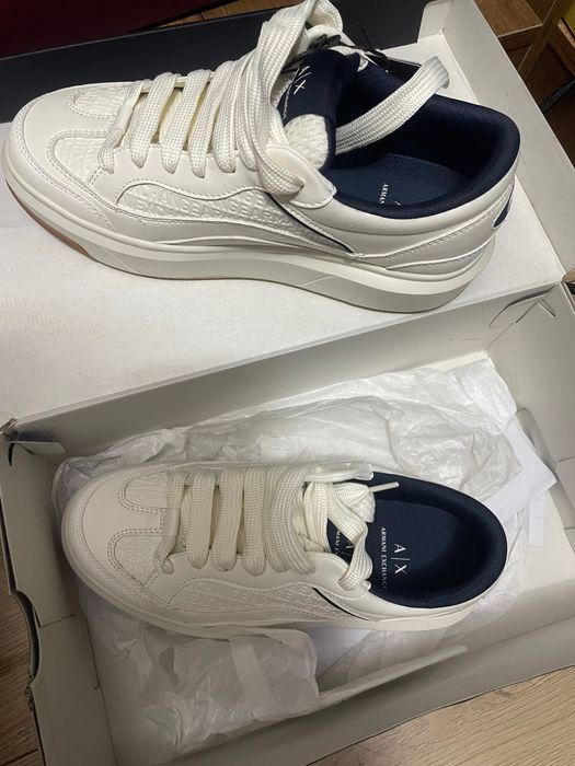 Кроссовки A/X Канада