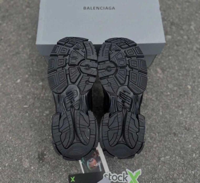 Balenciaga Runner