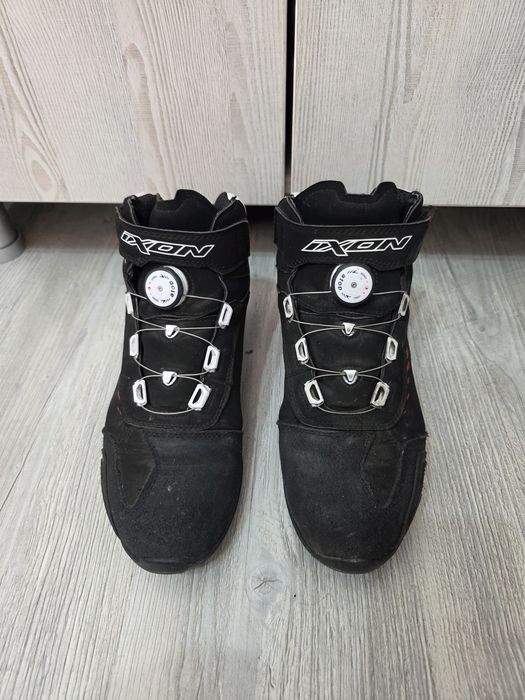 Vand ghete moto ixon marimea 42 si manusi moto ixon marimea 2xl
