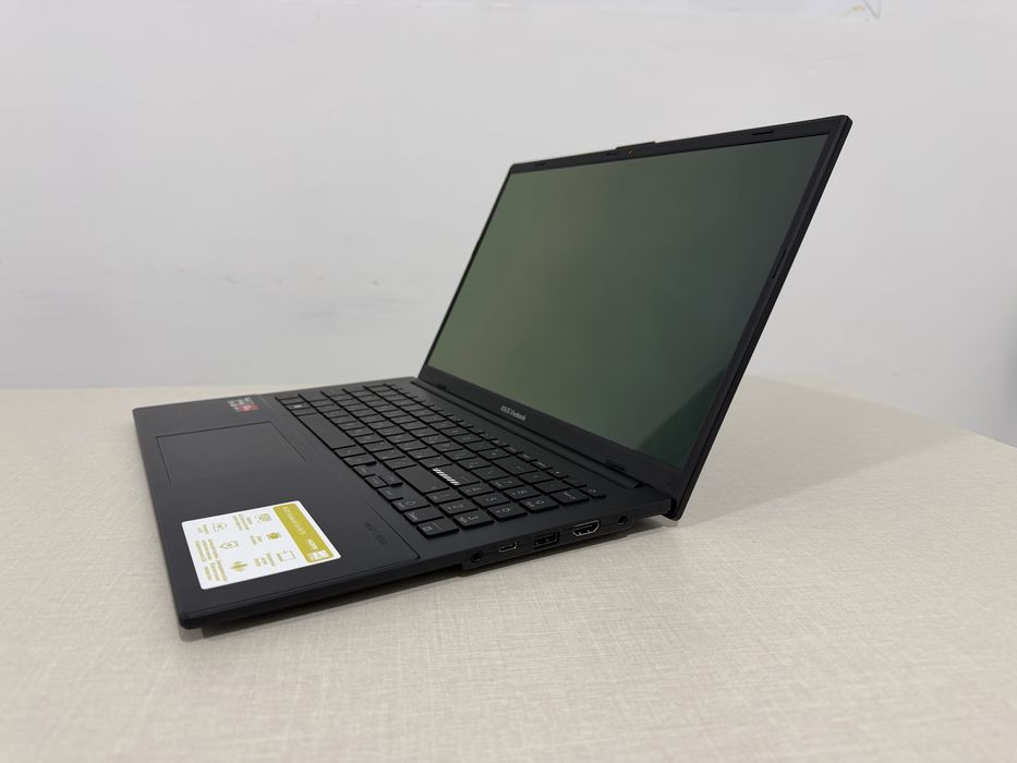 Yangi Asus VivoBook OLED Ryzen 5 8GB 512GB SSD