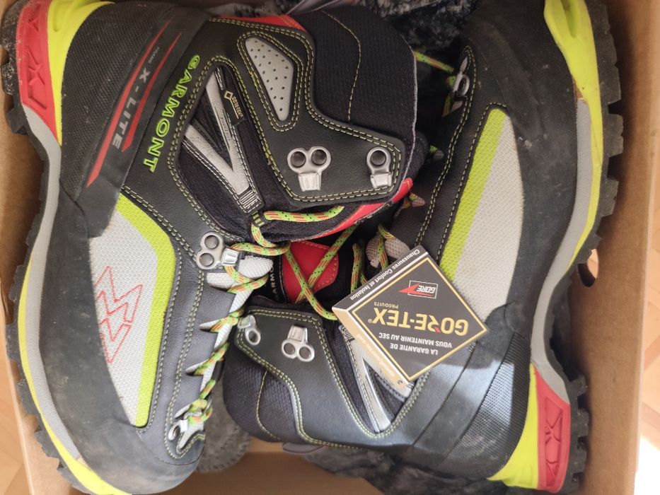 Туристически обувки 42 номер