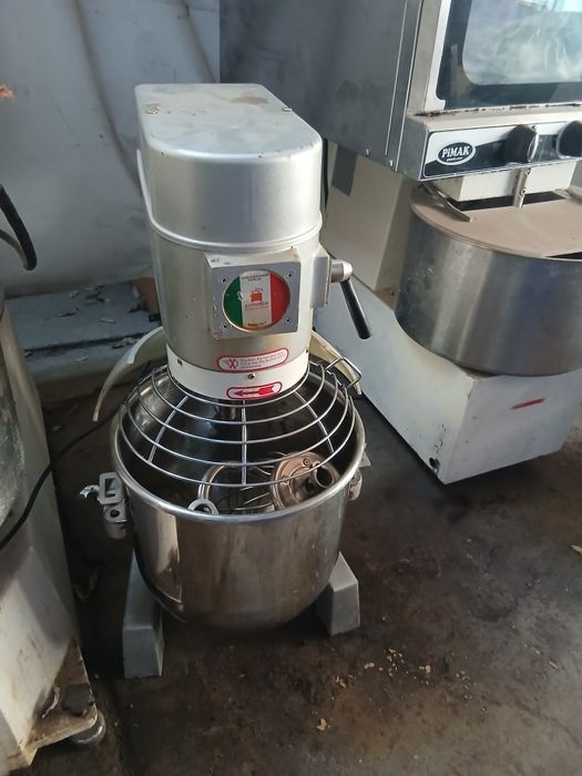 Mekser 30 letrlik 220v