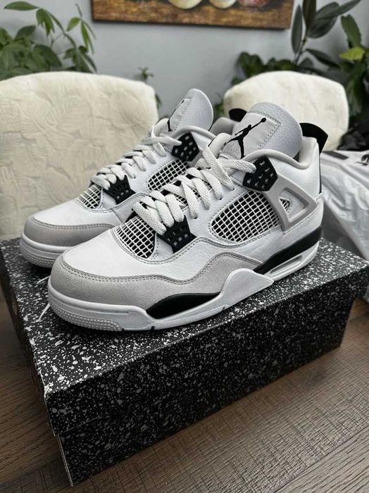 *ULTIMUL STOC* Air Jordan 4 Military Black 36-46 [Livrare Verificare]