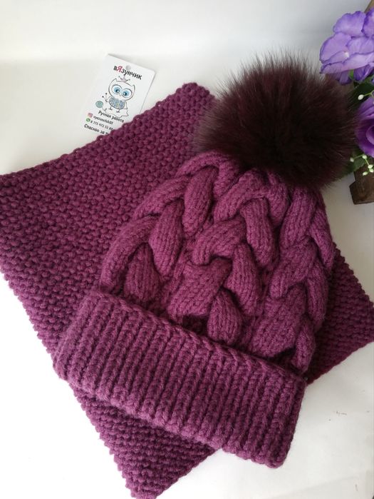 Продам куртки и шапки