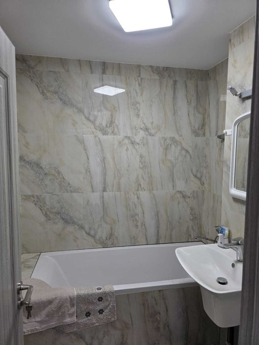 Direct proprietar - Apartament 3 camere de inchiriat, zona Unirii Sud