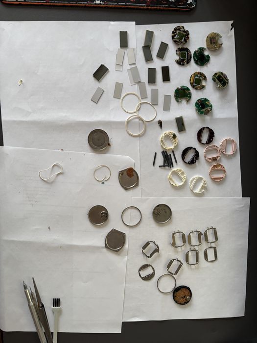 Запчасти на советские ссср часы , элеткроника