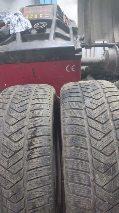 Продам покрышки зимние