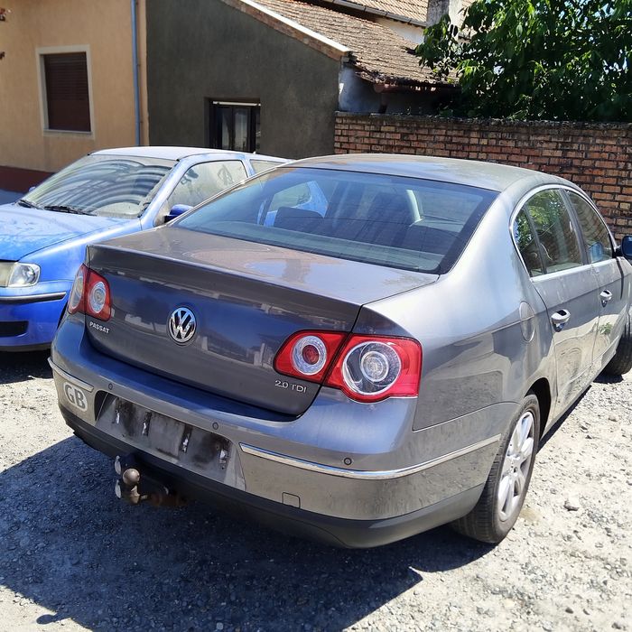 Bara spate Vw Passat B6 Sedan an 2005-2010