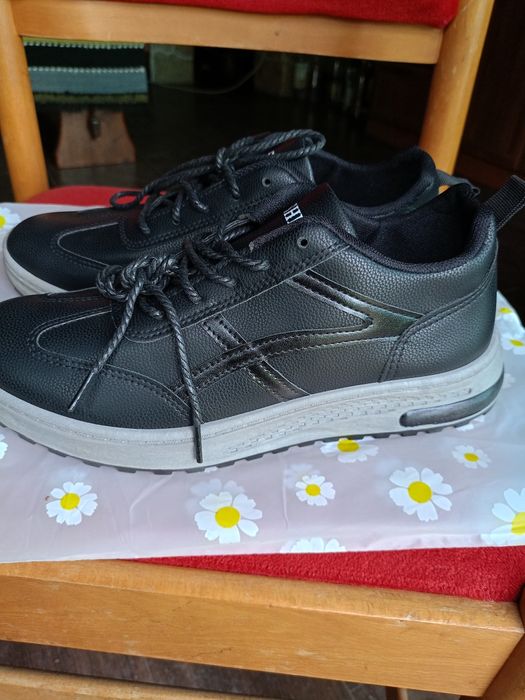 Спортни обувки 41