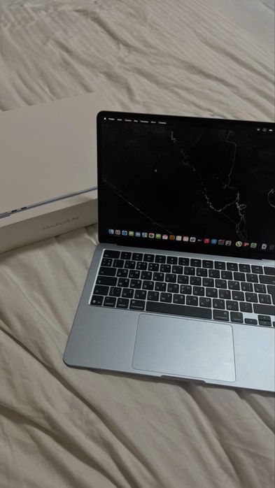 Macbook 13 Air M4