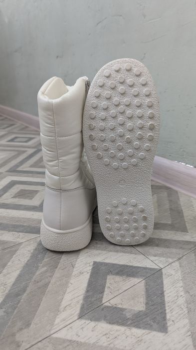 Женские Ботинки Белые 36 размер