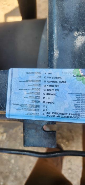 Gaz 53 vodavoz sotiladi