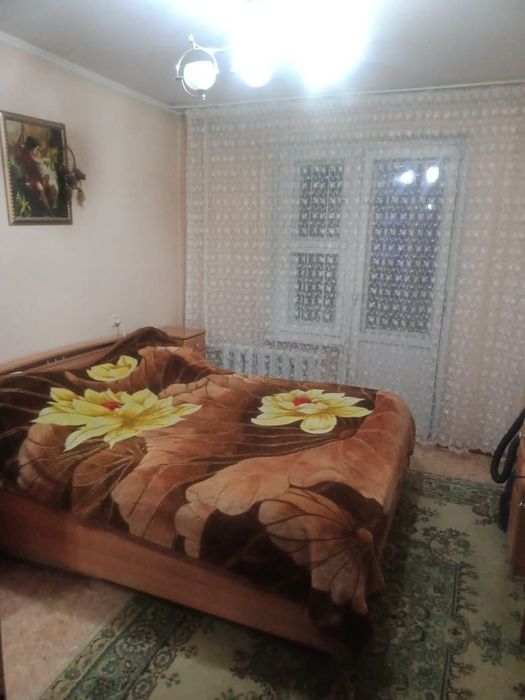 Продам 3ком квартиру район 8 школы.