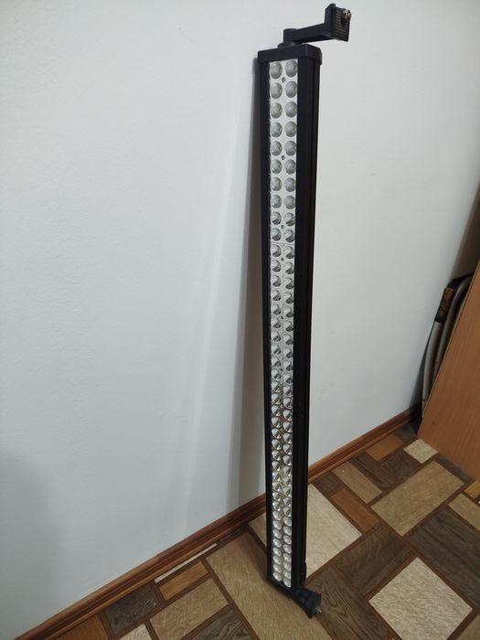 Автомобильный прожектор