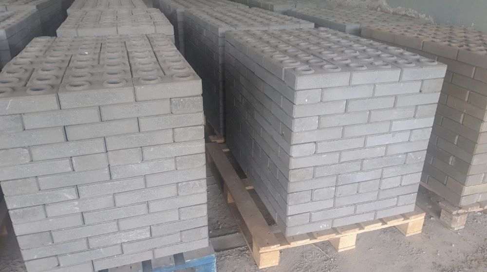 Лего кирпич сатылады