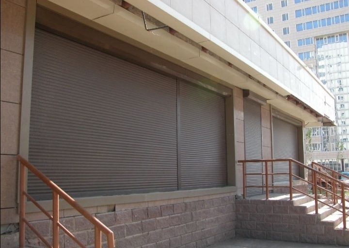 Ворота секционные, ролставни