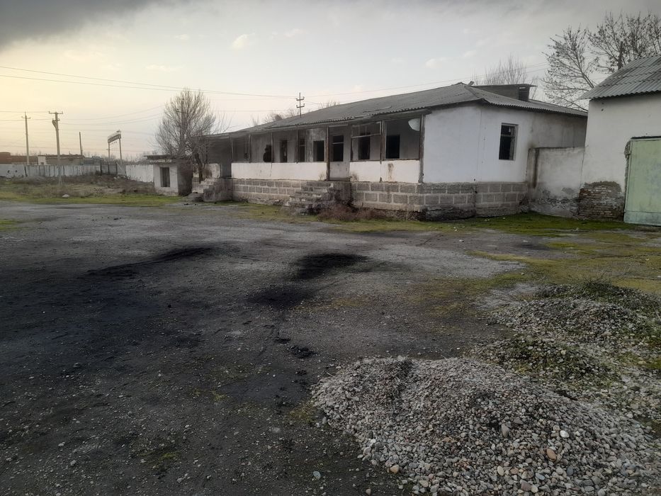 Ko'chmas mulk Sirdaryo v, boyovut tuman, boyovut razez