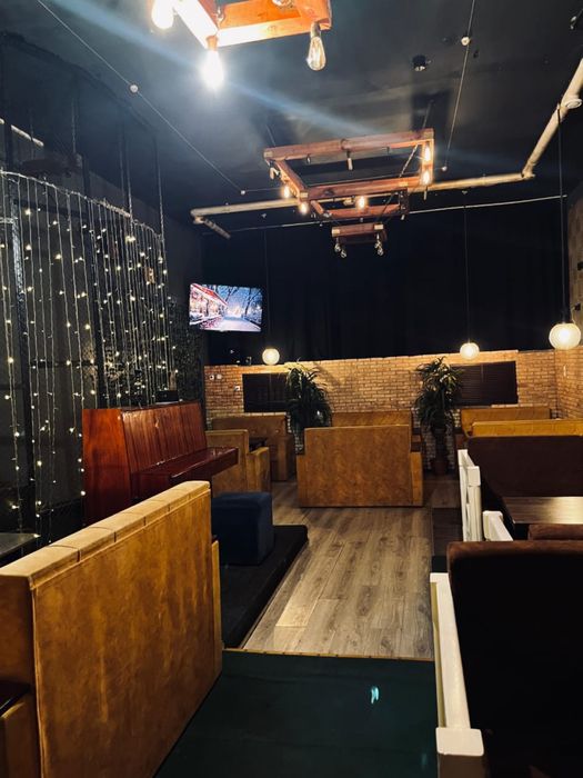 Лаунж бар в центре города