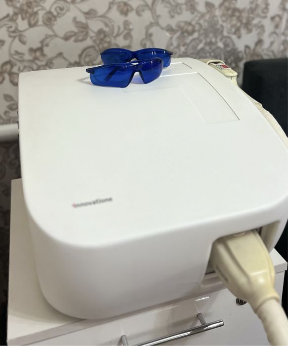 СРОЧНО ПРОДАМ лазерный аппарат