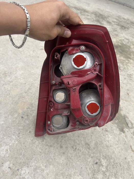 orqa stop fara bir taraf sotladi