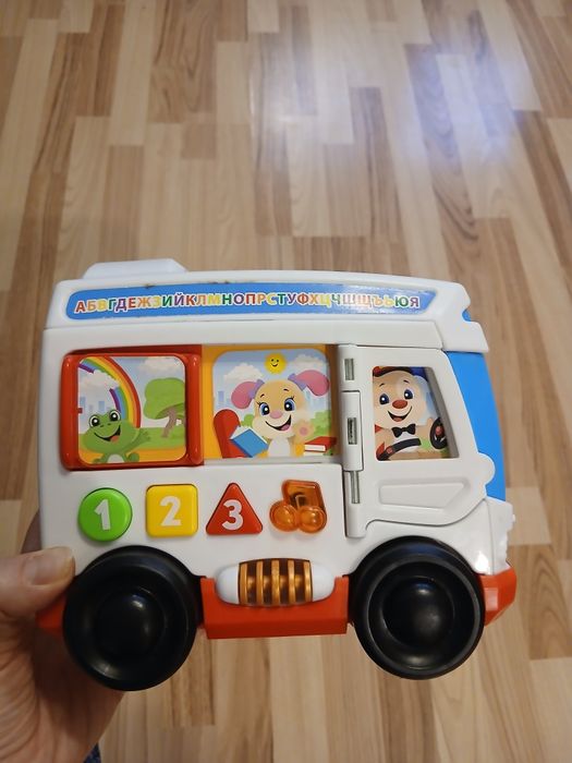Автобус Fisher price образователен на български