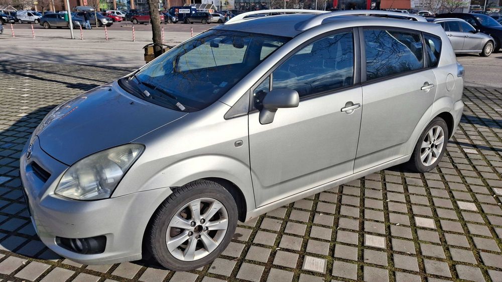 Toyota Corolla Verso 1.8 I бензин – 2007 г. – Ръчна скоростна кутия