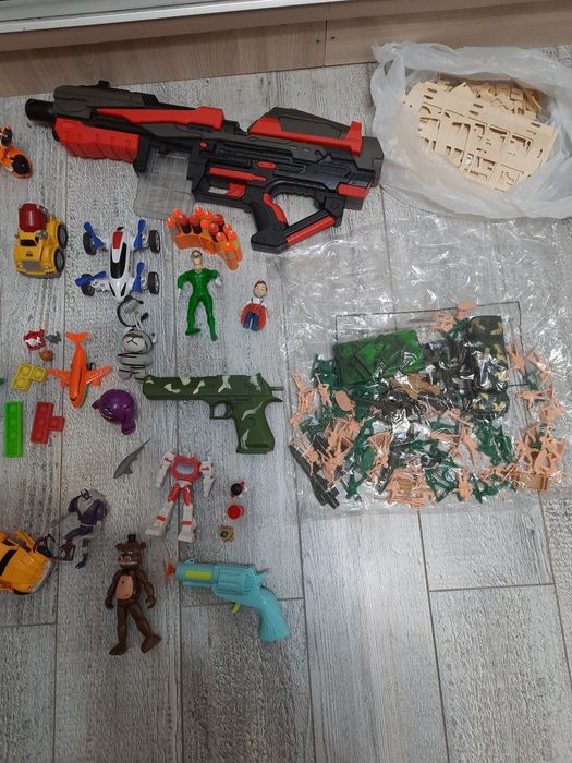 Пакет игрушек для мальчика
