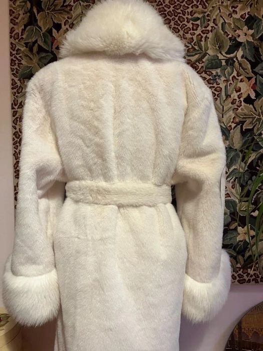 Haina alba lunga noua din blana eco nurca vizon Greenminks