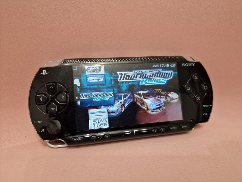 Psp 1004 modat cu 68 jocuri instalate