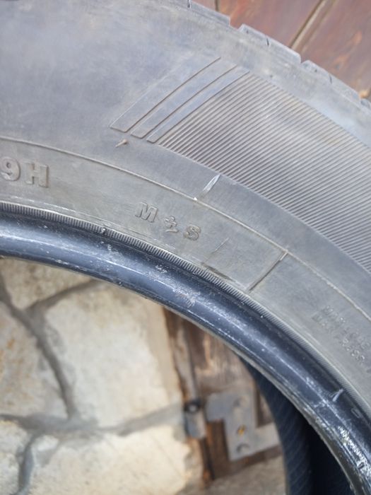 Все сезонни гуми 215/60/17