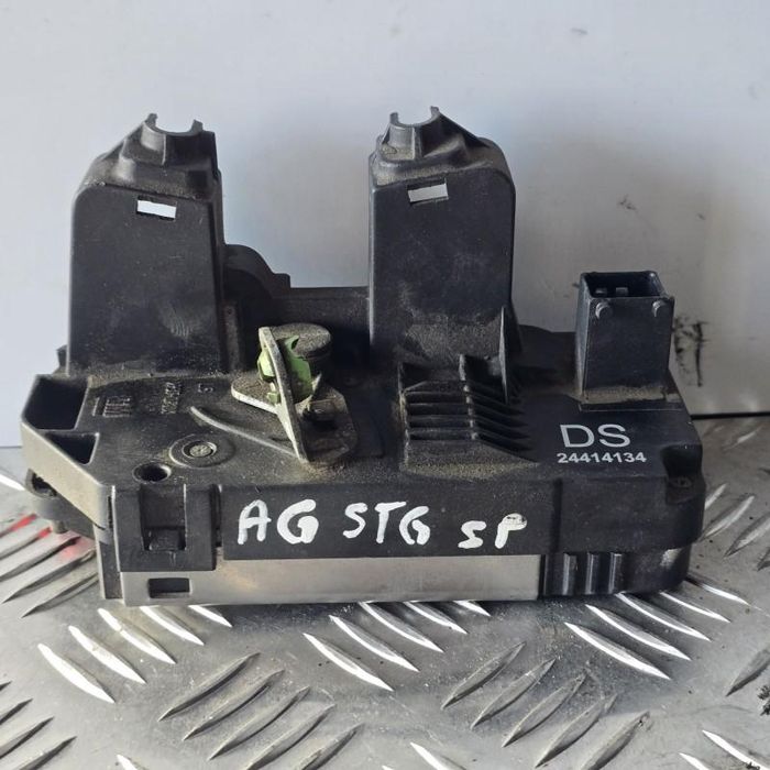 Broasca usa stanga spate Opel Astra G