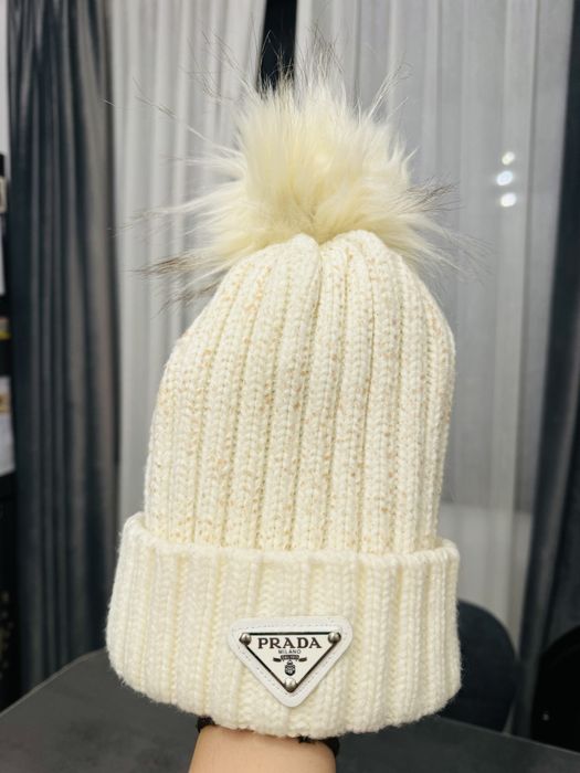 Caciula/fes cu ciucure